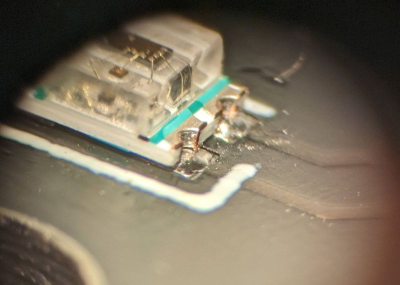 LED missing pad top