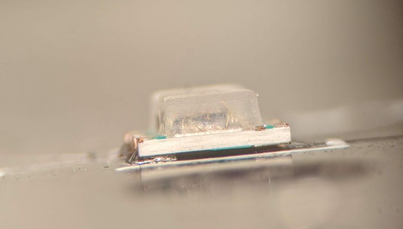 LED missing pad side